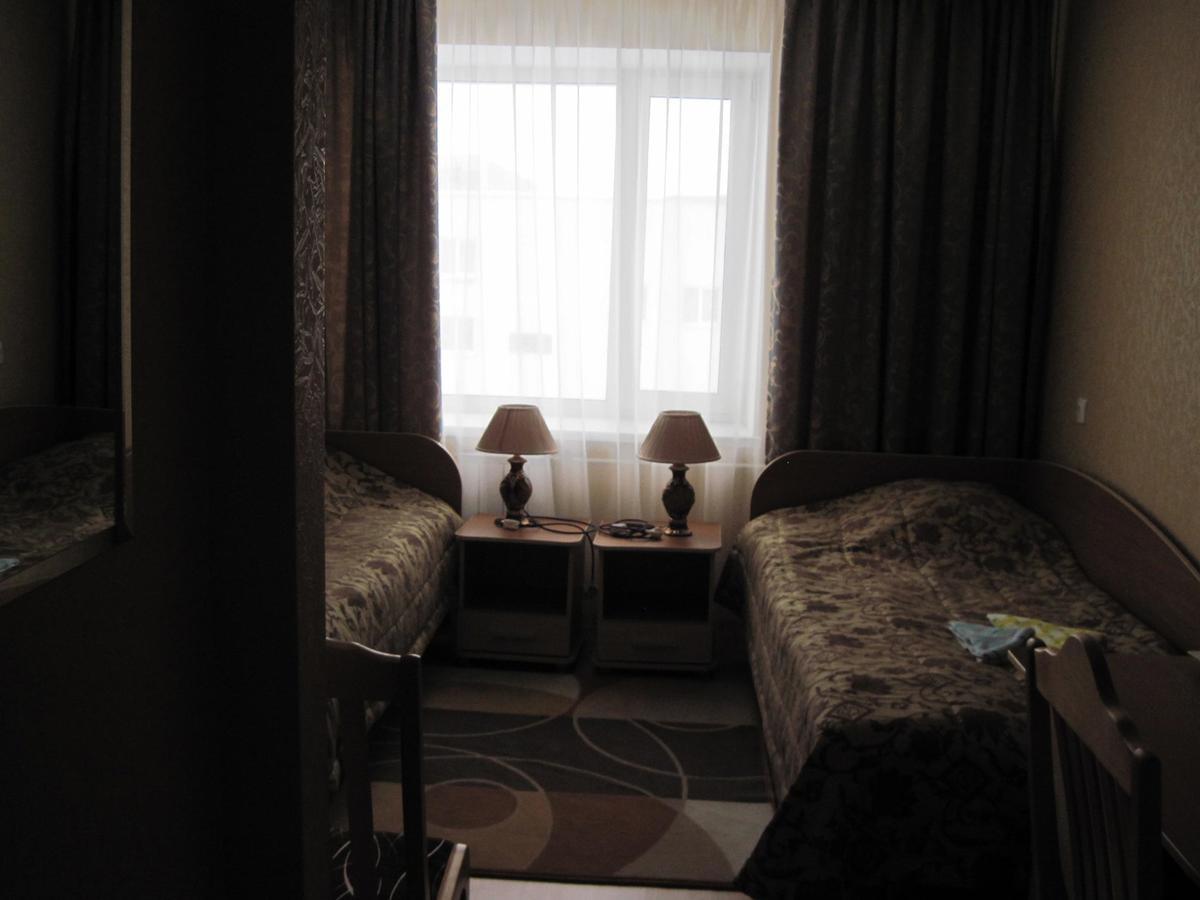 Masty Hotel Mosty מראה חיצוני תמונה