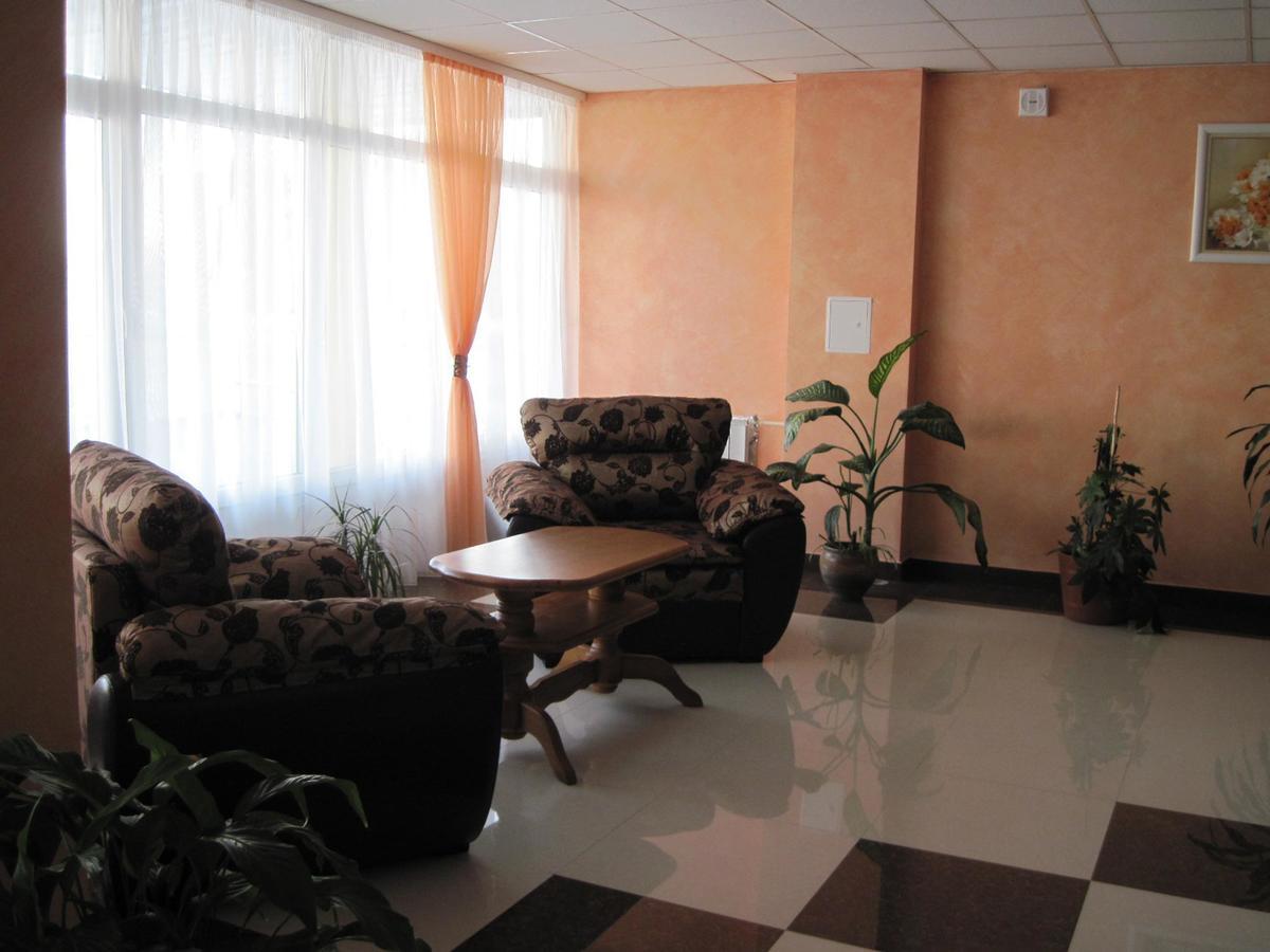 Masty Hotel Mosty מראה חיצוני תמונה