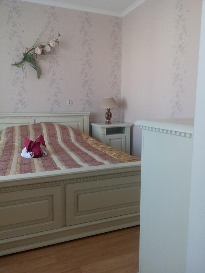 Masty Hotel Mosty מראה חיצוני תמונה